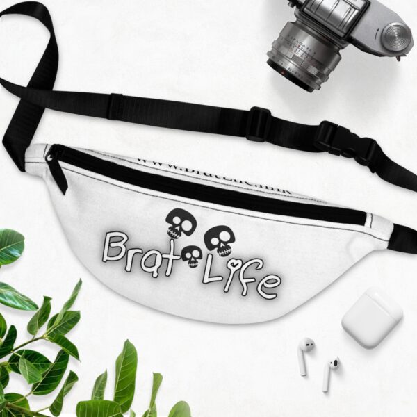 Brat Life TriSkull Fanny Pack - Image 2