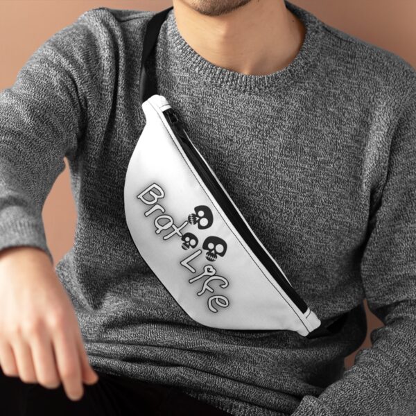 Brat Life TriSkull Fanny Pack - Image 3